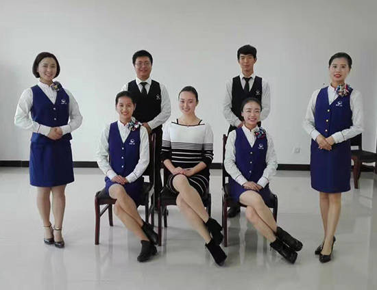 祝賀蓉城二繞服務(wù)禮儀大賽指導(dǎo)培訓(xùn)圓滿落幕，禮儀服務(wù)開啟新篇章